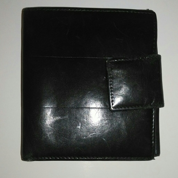 Vintage Gucci bifold plain black leather wallet - Picture 5 of 11